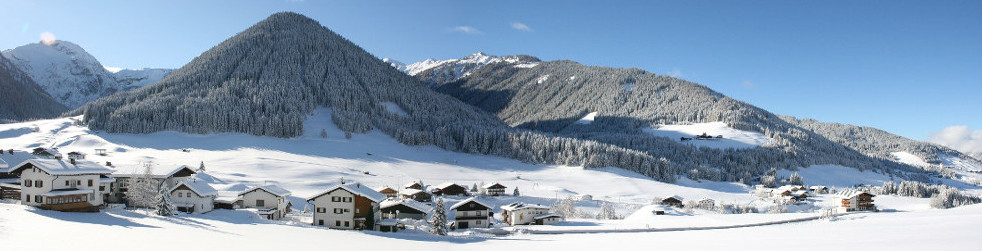 Dorf im Winter